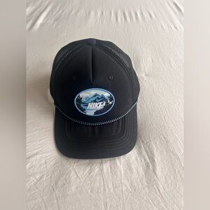 Nike Rise Structured Outdoor Cap S/M. Used once.